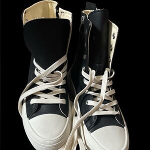 Stylish Black High-Top Sneakers